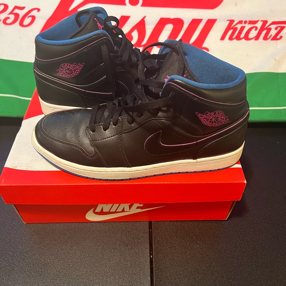 Jordan 1 mid radio Raheem Sz 12